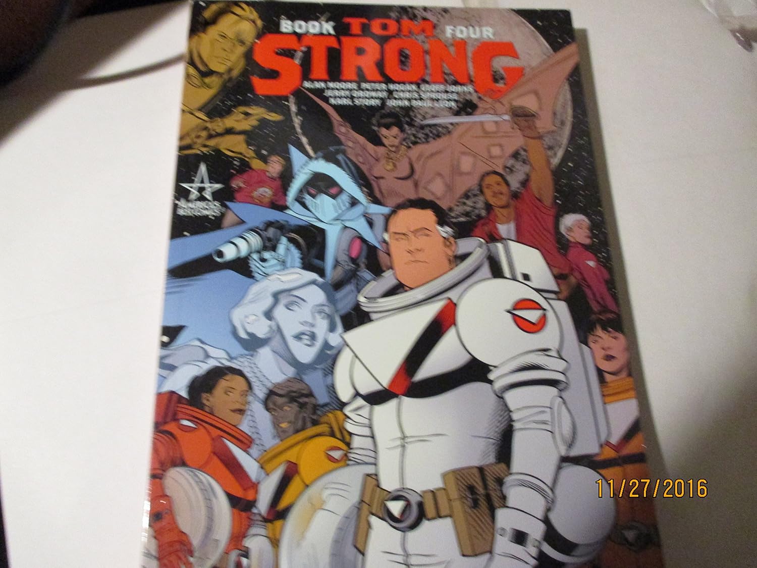 

Tom Strong (Book 4) (WildStorm)