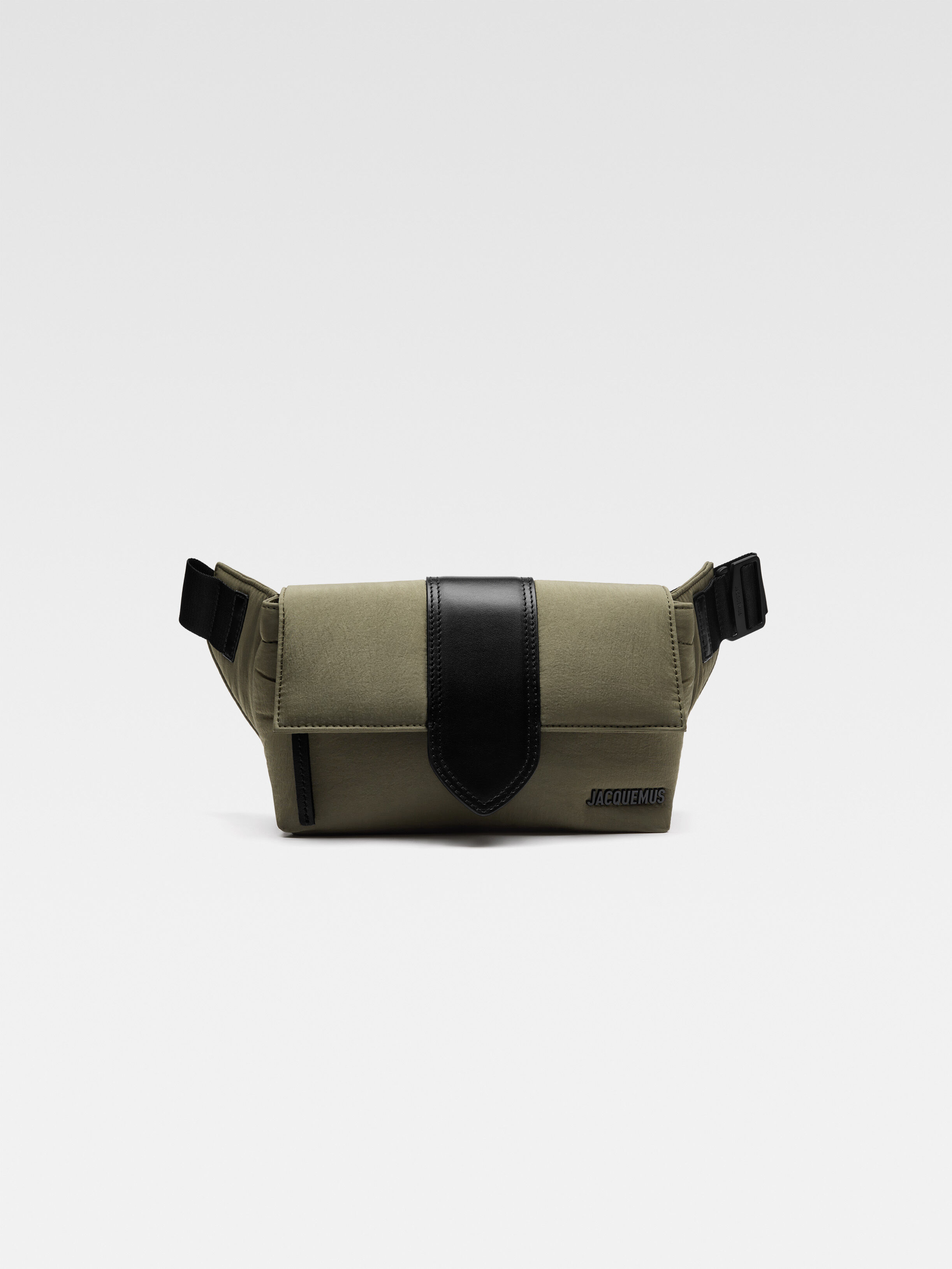 

Сумка-кошелек с клапаном JACQUEMUS The Bambino bum bag, хаки