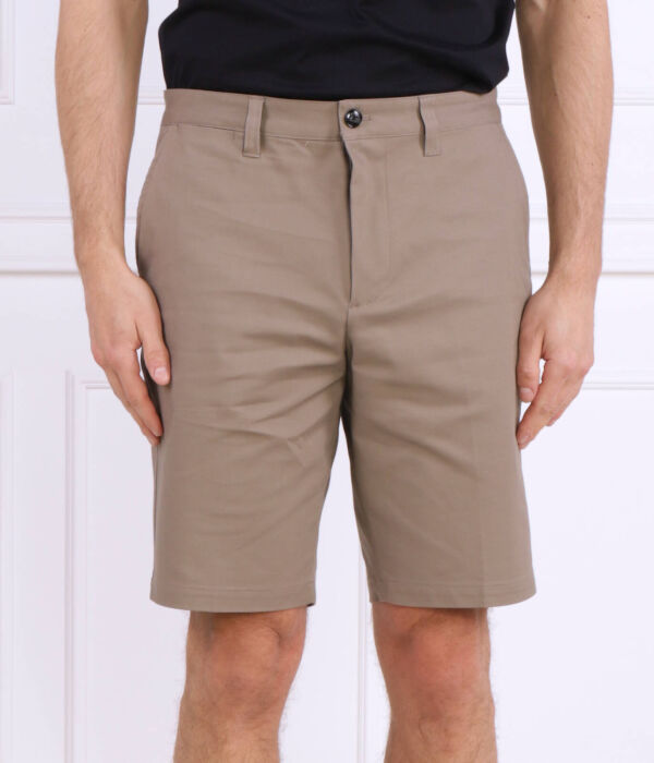 

Шорты Emporio Armani Regular Fit, бежевый