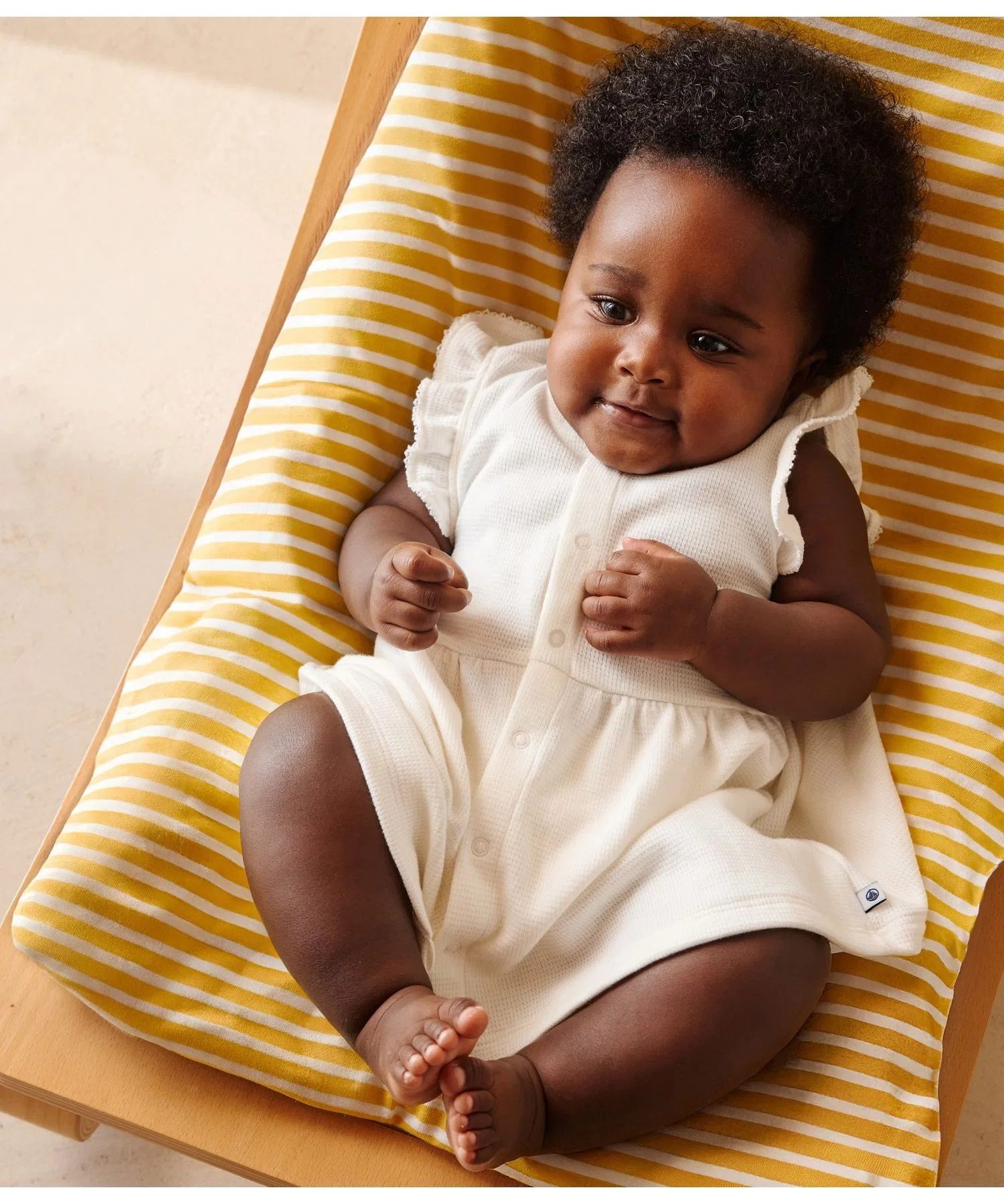 Детское белое хлопковое платье с оборками PETIT BATEAU