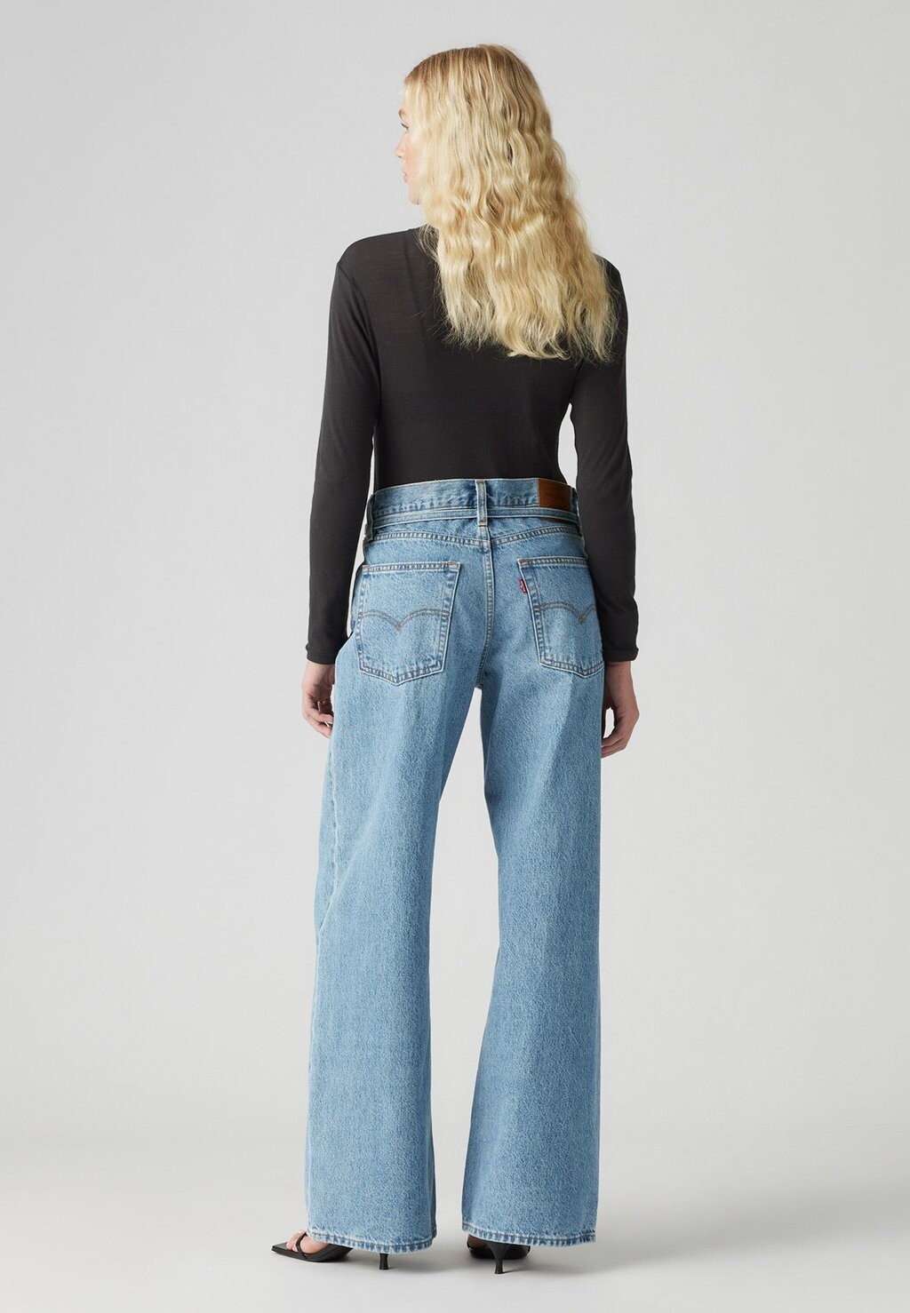 Джинсы свободного кроя XL STRAIGHT Levi's, светло-голубой деним — фото 4