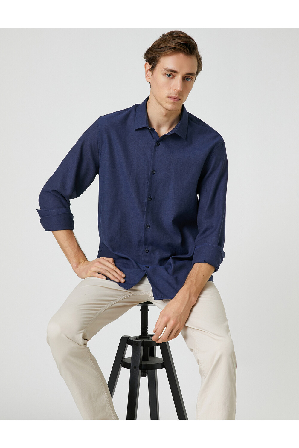

Спортивная рубашка Slim Fit с классическим воротником и длинными рукавами, без железа Koton, темно-синий