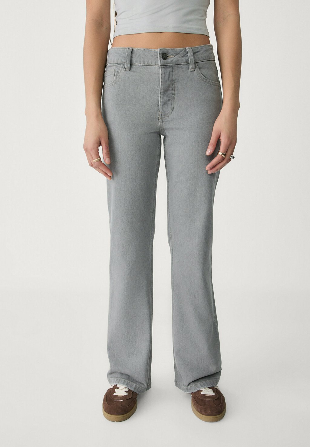 

Джинсы прямого покроя CROPPED Stradivarius, деним