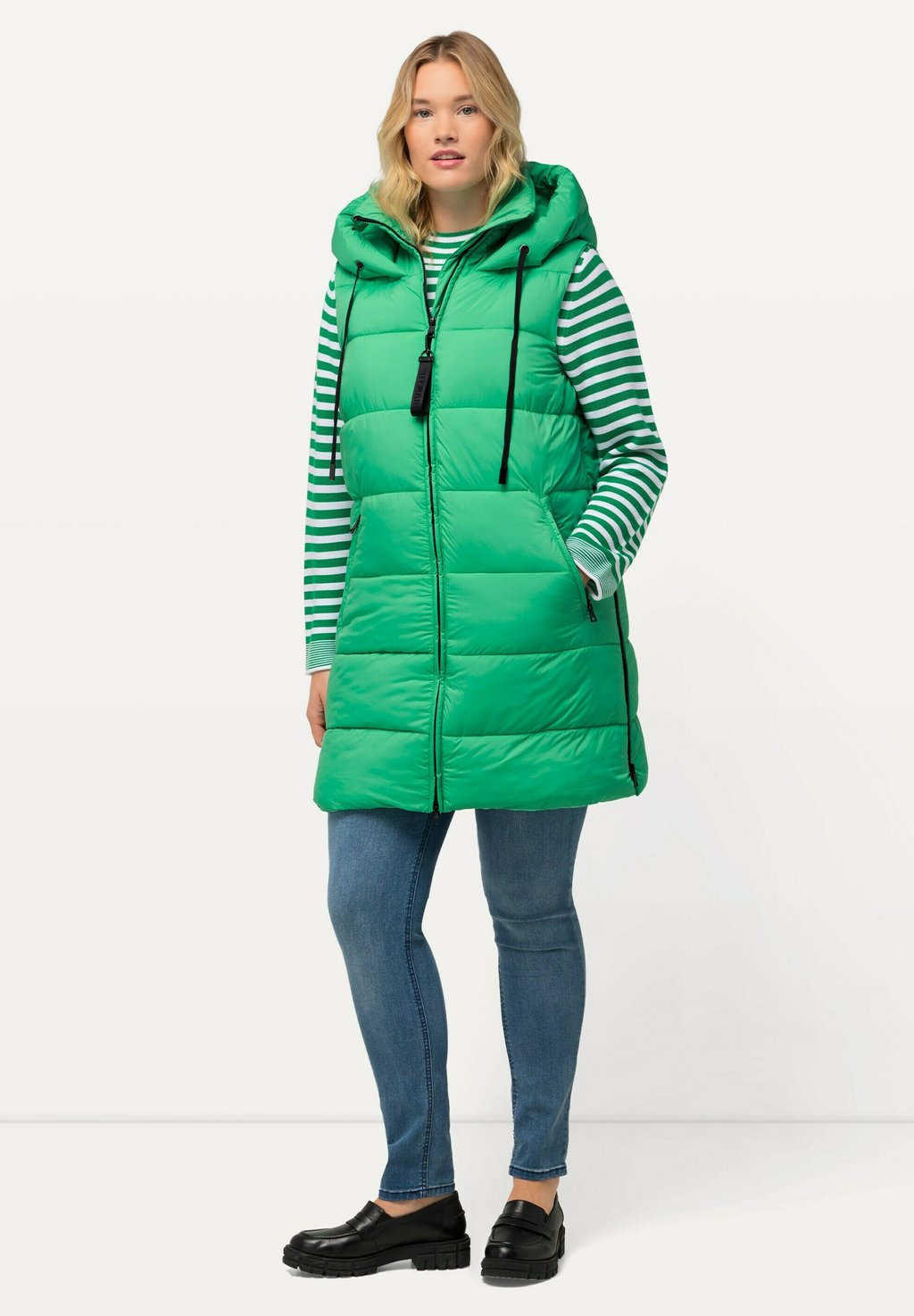 

Жилет HYPRAR QUILTED Ulla Popken, зеленый
