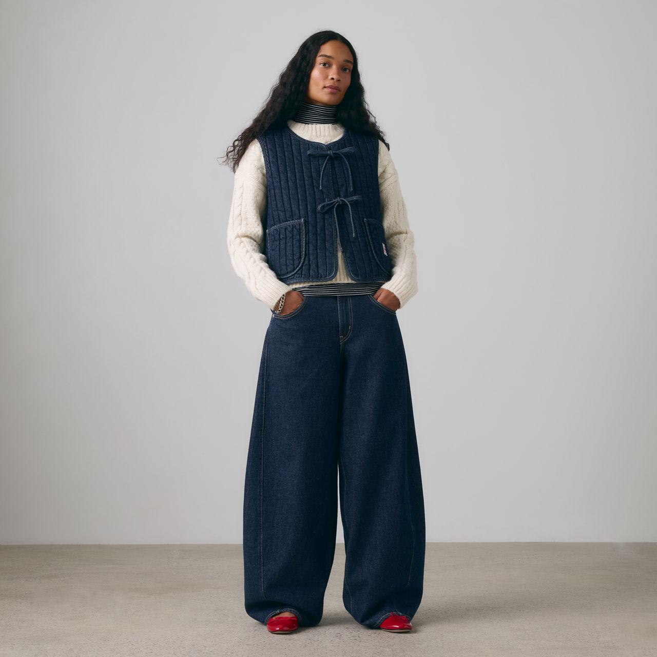 

Женские джинсы Super Baggy Barrel Levi's, Shaded View - Dark Wash