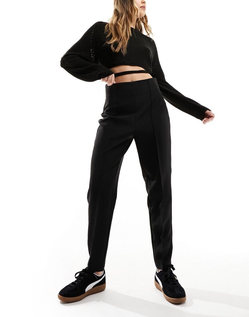 

Черные строгие брюки с завышенной талией ASOS DESIGN