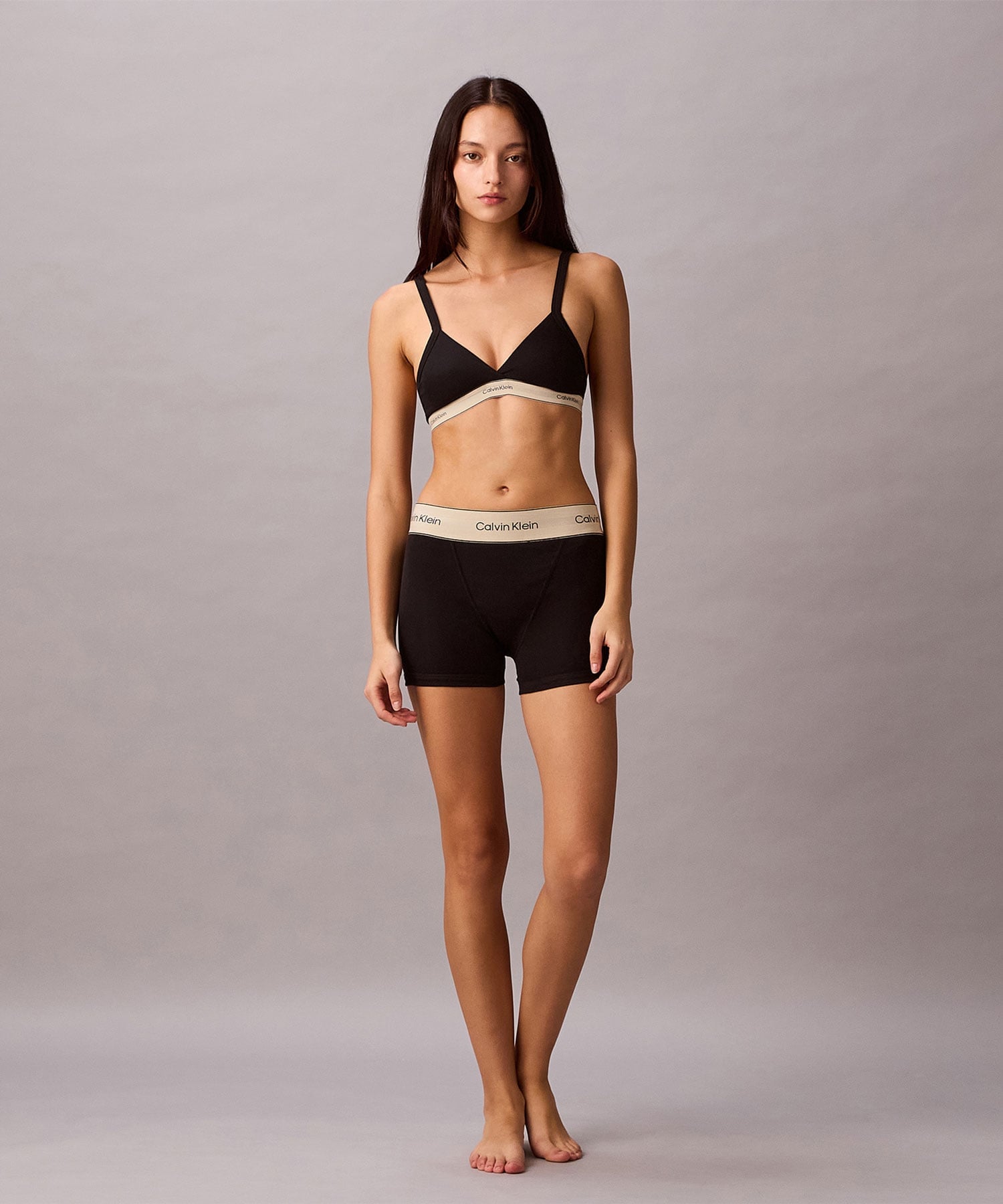 Бюстгальтер-треугольник Calvin Klein Lightly Line, нижнее белье Calvin Klein QF8369AD, Black — фото 2