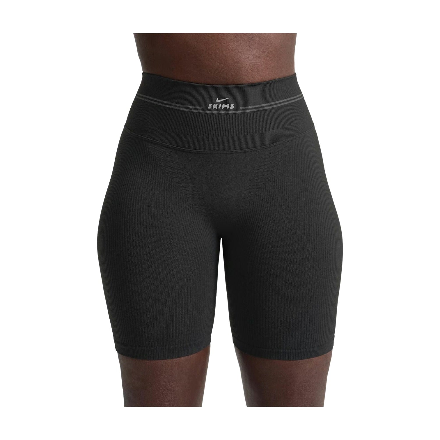(WMNS) Nike x SKIMS Трикотажные бесшовные велосипедные шорты 5 дюймов, цвет «Обсидиан» — фото 2