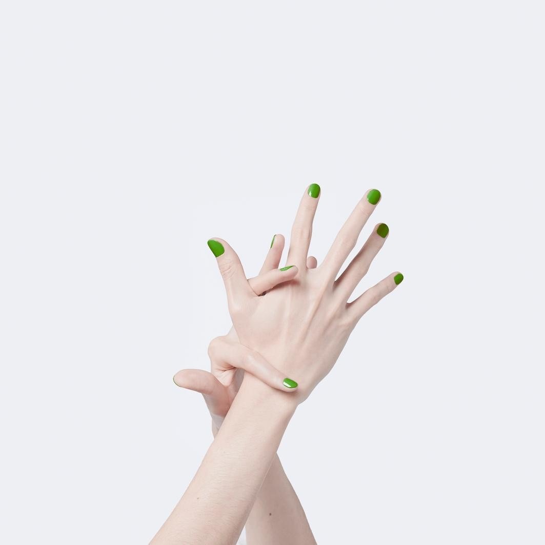 Лак для ногтей nail lacquer à ongles Gucci, nr. 712 melinda green, объем 10 мл — фото 4