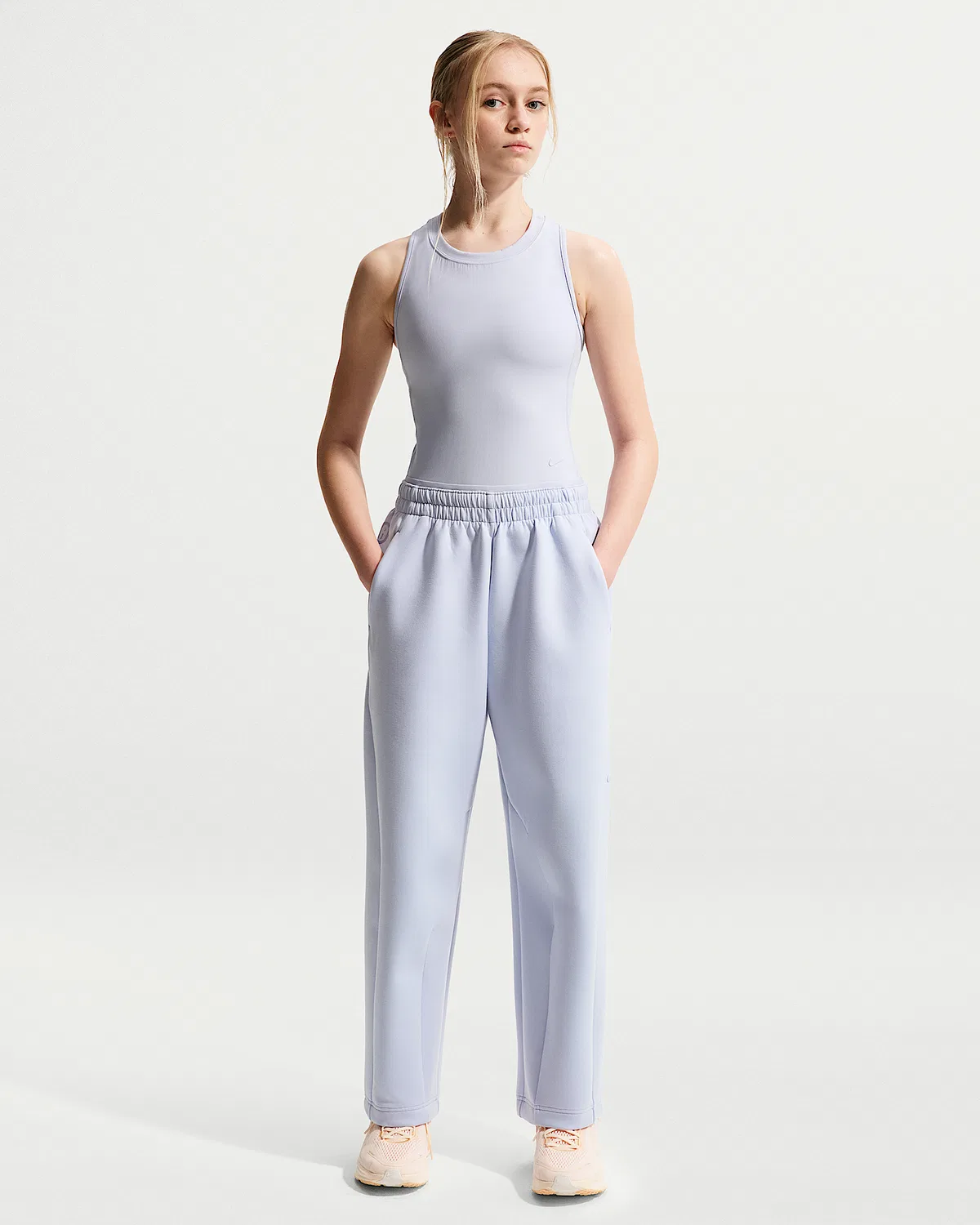 Детские утепленные трикотажные штаны Nike MAVN с высокой посадкой Therma-FIT, Ghost/Black/Ghost