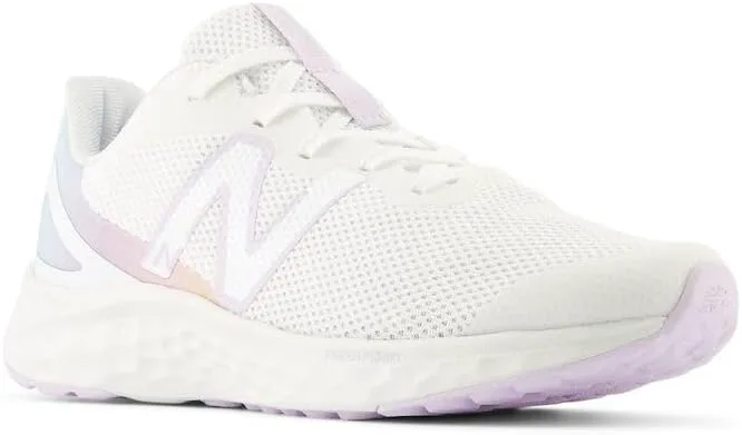 Кроссовки New Balance Unisex-Child Fresh Foam Arishi V4 с шнуровкой, белый — фото 2