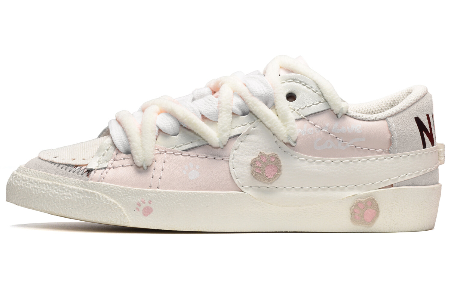 

Женские кроссовки для скейтбординга Nike Blazer