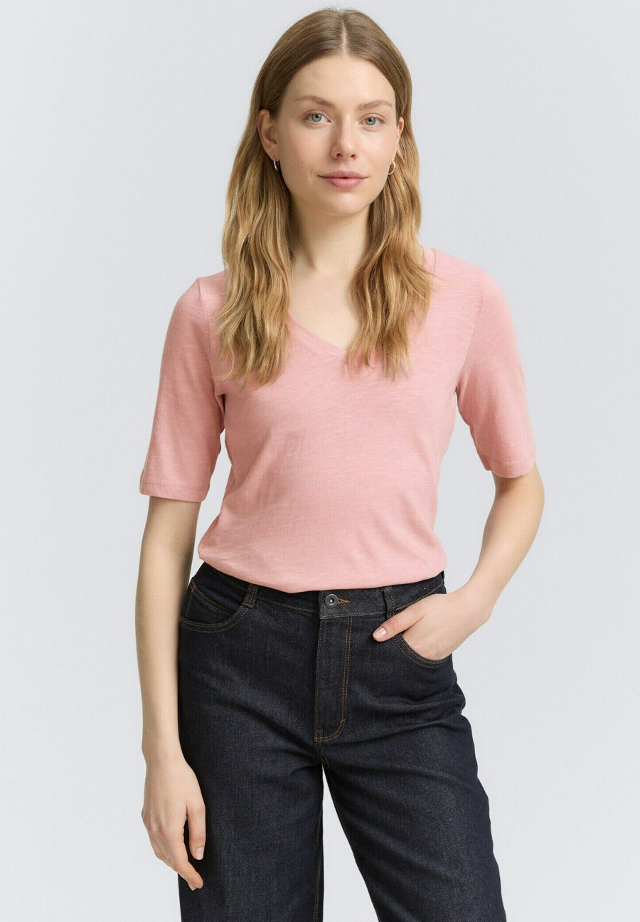 

Футболка TOM TAILOR MIT V-AUSSCHNITT, Morning Pink/Light Pink, Розовый, Футболка TOM TAILOR MIT V-AUSSCHNITT, Morning Pink/Light Pink