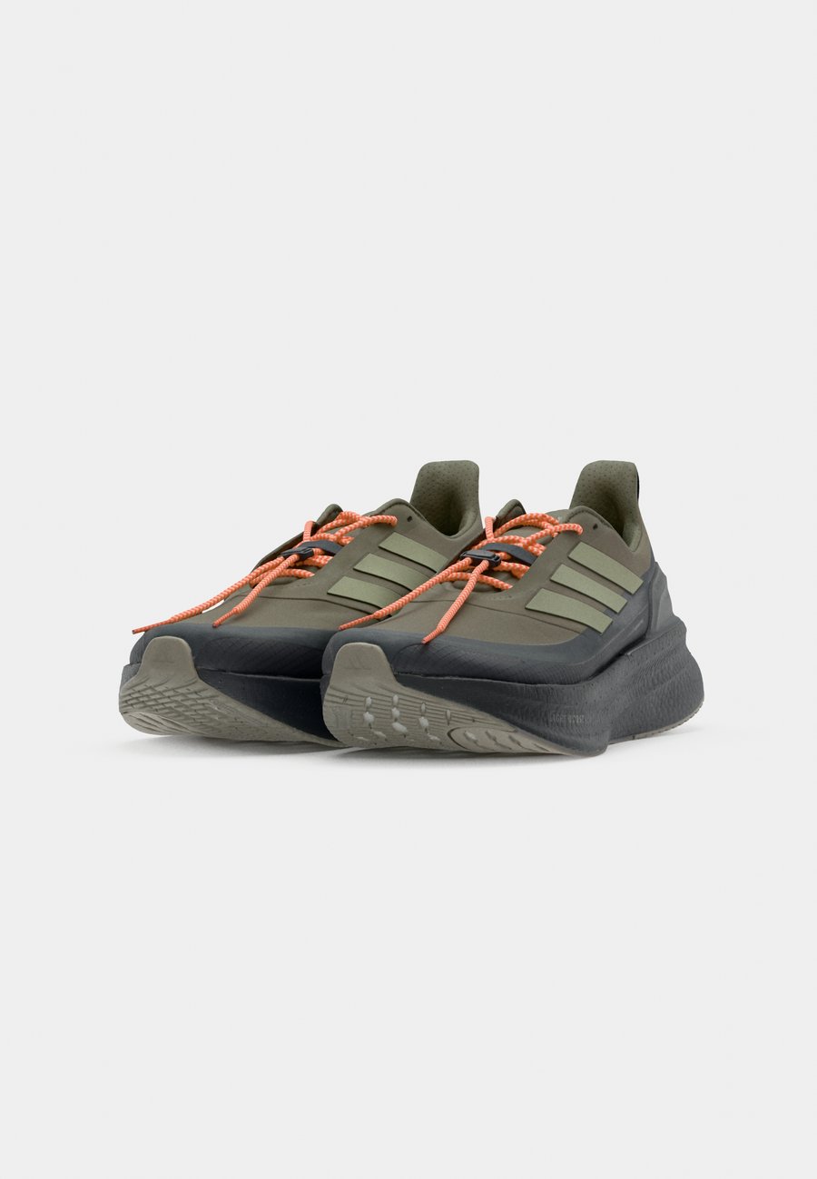 Кроссовки Adidas Performance ULTRABOOST 5 HERMANOS KOUMORI, Carbon/Tent Green/Olive Strata/Black — фото 4