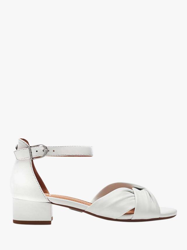 Сандалии из макадамии Moda in Pelle, White