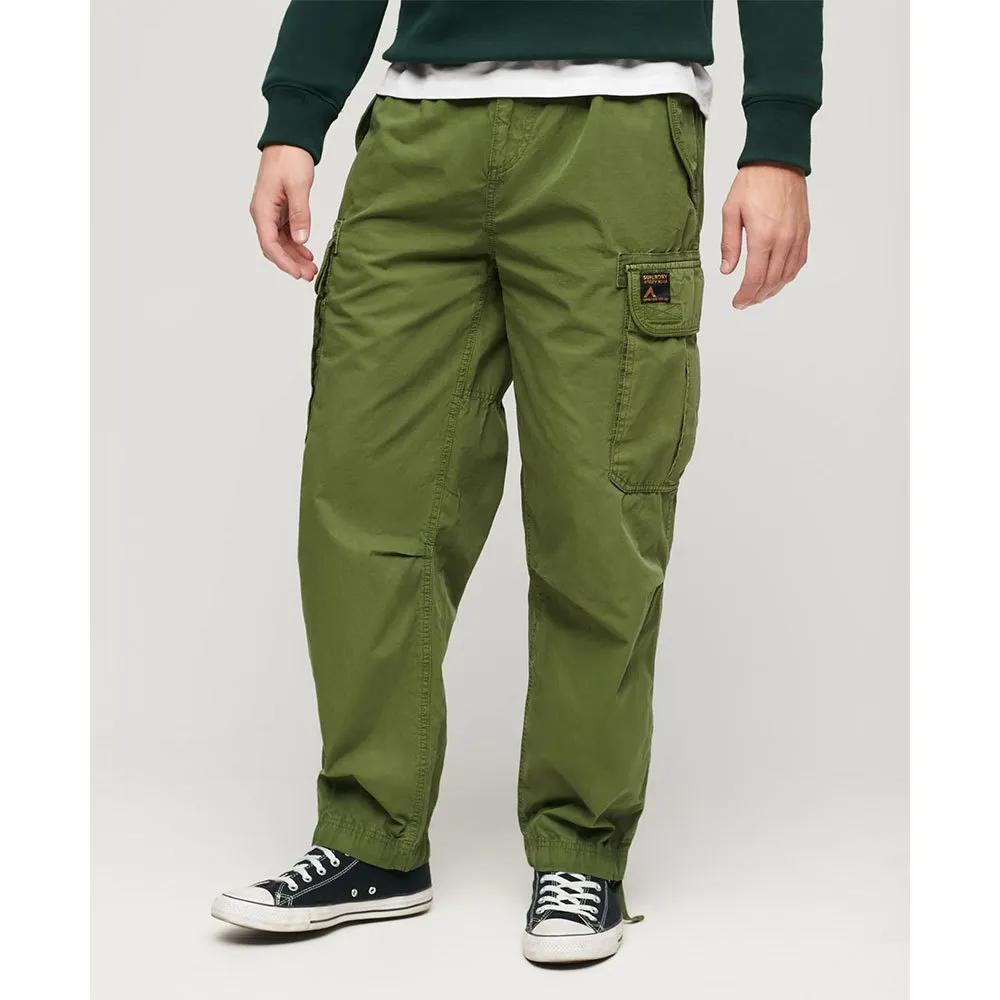 

Брюки Superdry Baggy Parachute, зеленый