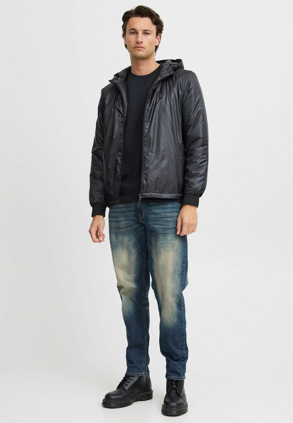 

Легкая куртка OUTERWEAR Blend, черный