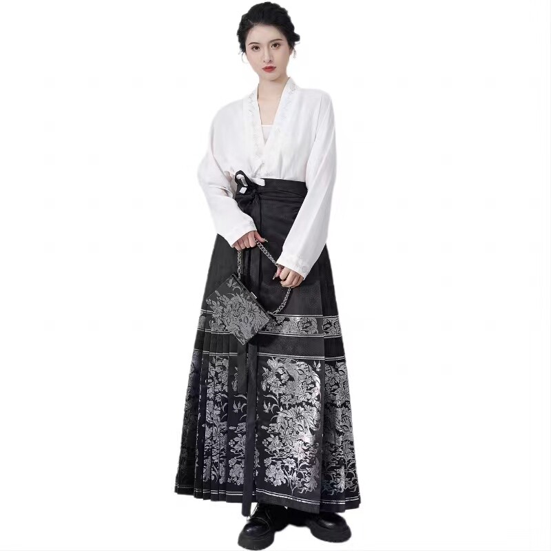 

Ткацкий отдел унисекс Китайский костюм Хань Weaving Department, цвет Black woven silver horse face skirt