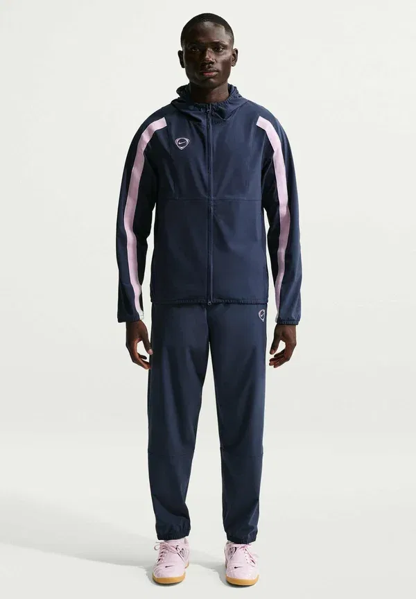 Куртка Nike Performance M nk rpl strk jkt w windbreaker, темно-синий midnight navy, розовый pink foam