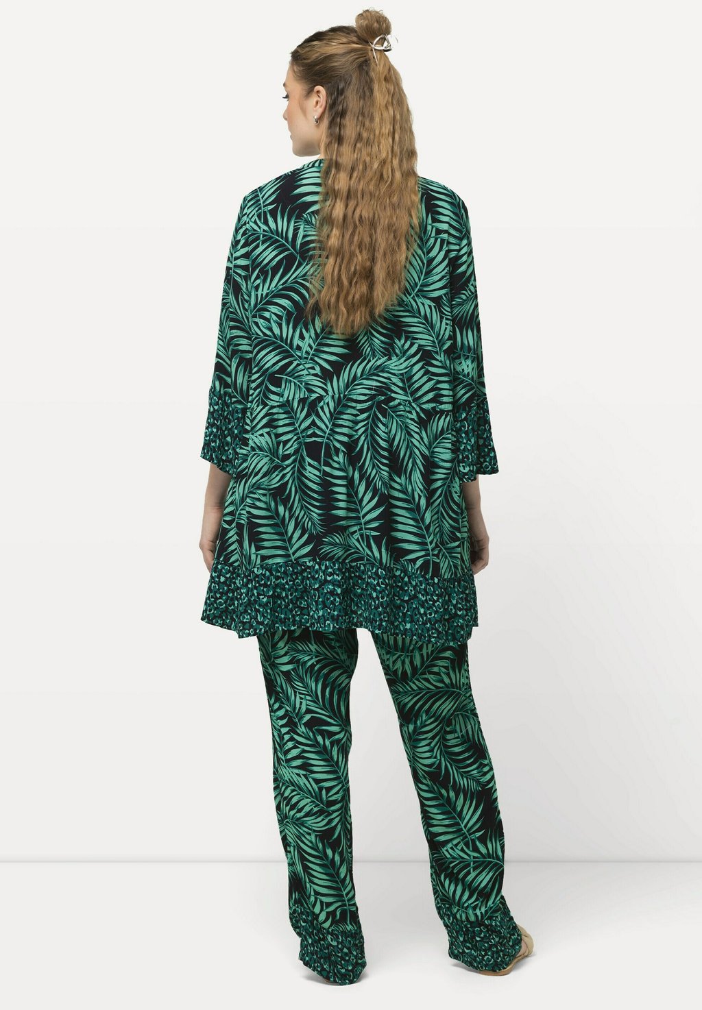 

Туника PALM LEAF PRINT FLOUNCE PANEL Ulla Popken, зеленый