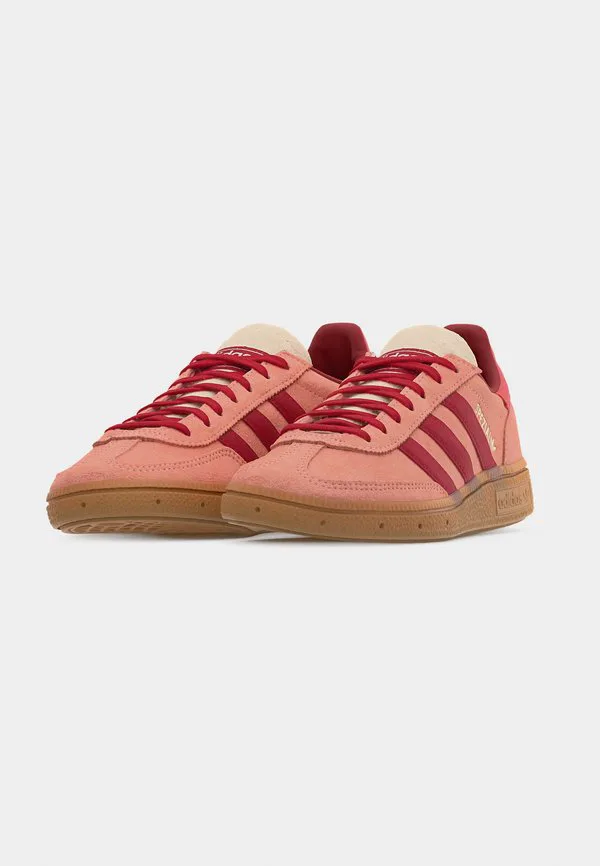 Специальные кроссовки унисекс для гандбола Adidas Originals, Haze Coral/Team Victory Red/Semi Flash Red — фото 3
