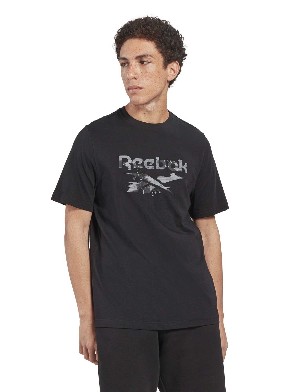 

Футболка Reebok Identity Modern Camo, черный