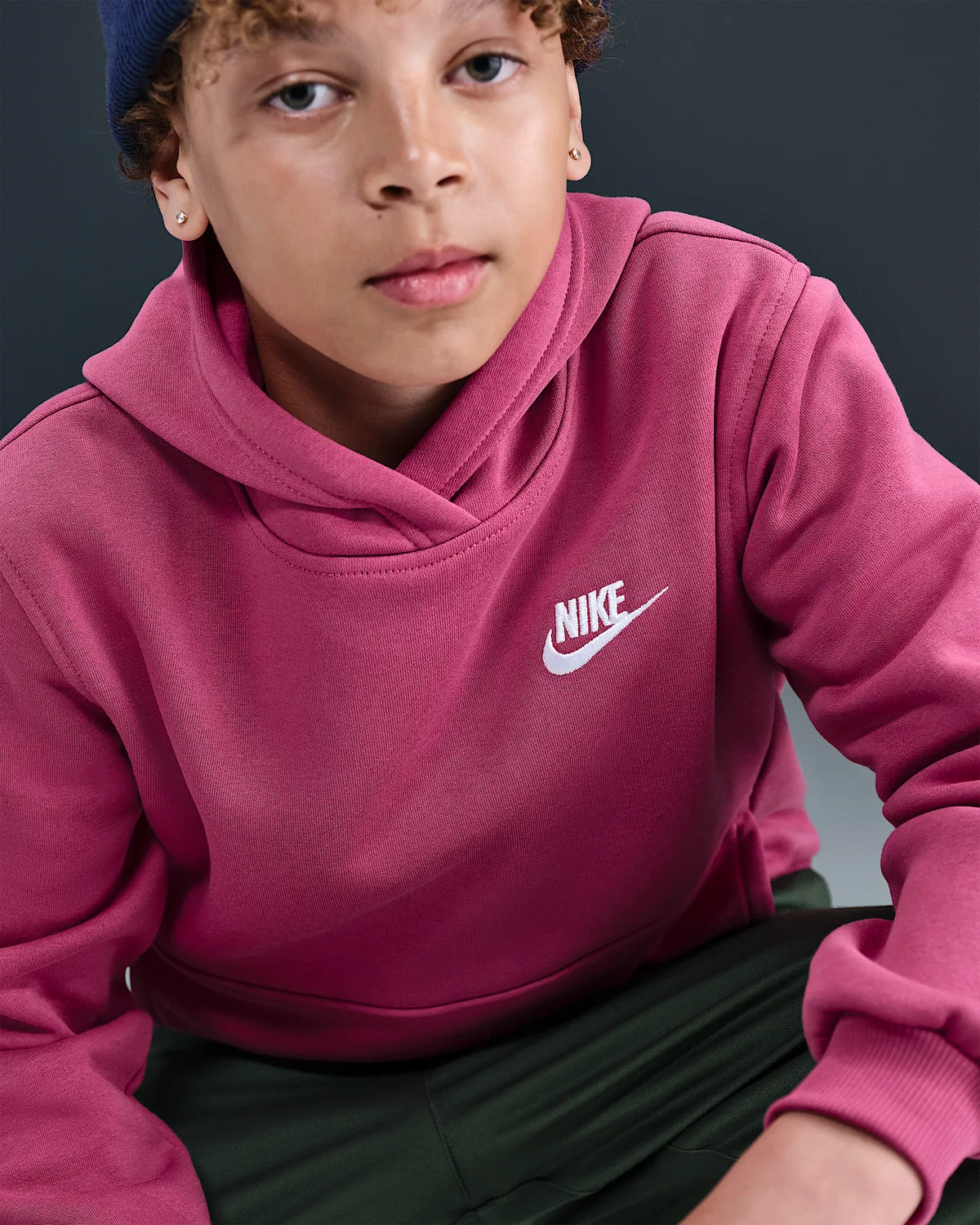 Детская толстовка Nike Sportswear Club Fleece, Sweet Beet/White — фото 3