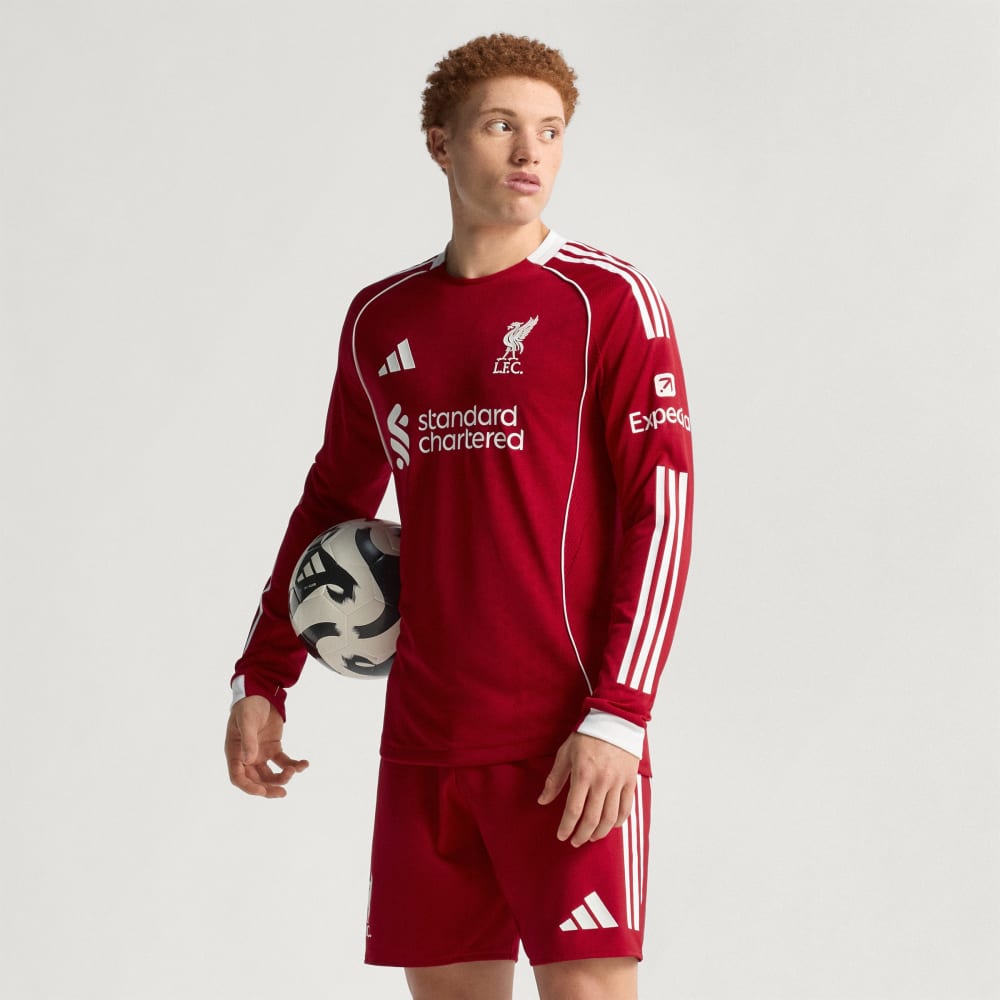 

Джерси Adidas Liverpool FC 25/26 Long Sleeve Home Authentic Jersey, цвет Strawberry Red