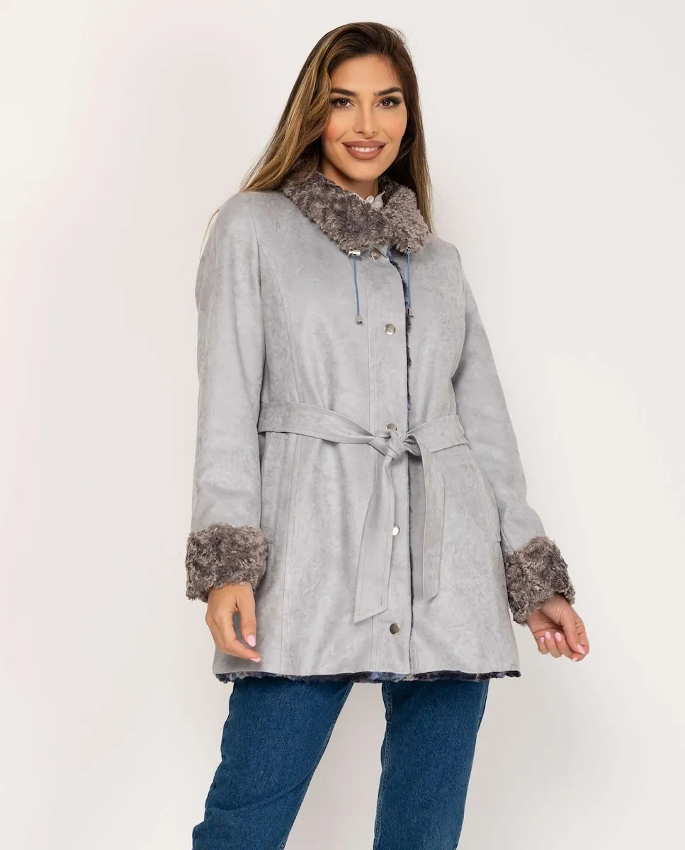 

Женское двустороннее пальто с внутренней отделкой из меха с принтом и поясом Fsh, светло-голубой