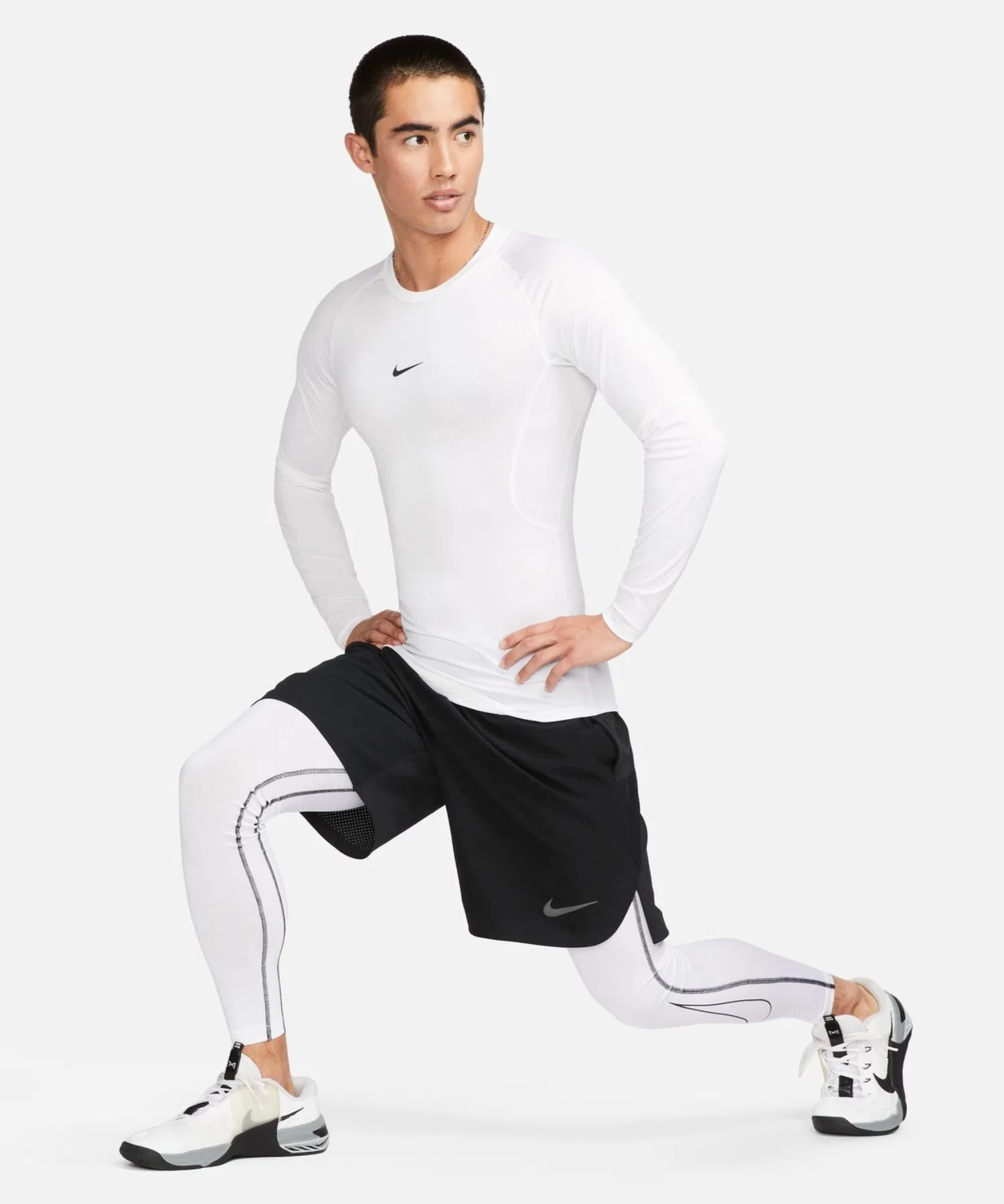 Мужская футболка Nike Pro DF с длинным рукавом белая — фото 4