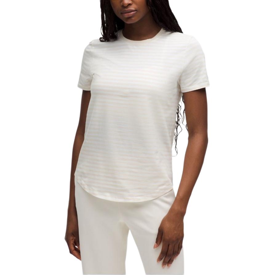 

Футболка Love Collection Crewneck SS25 женская Lululemon, светлая слоновая кость