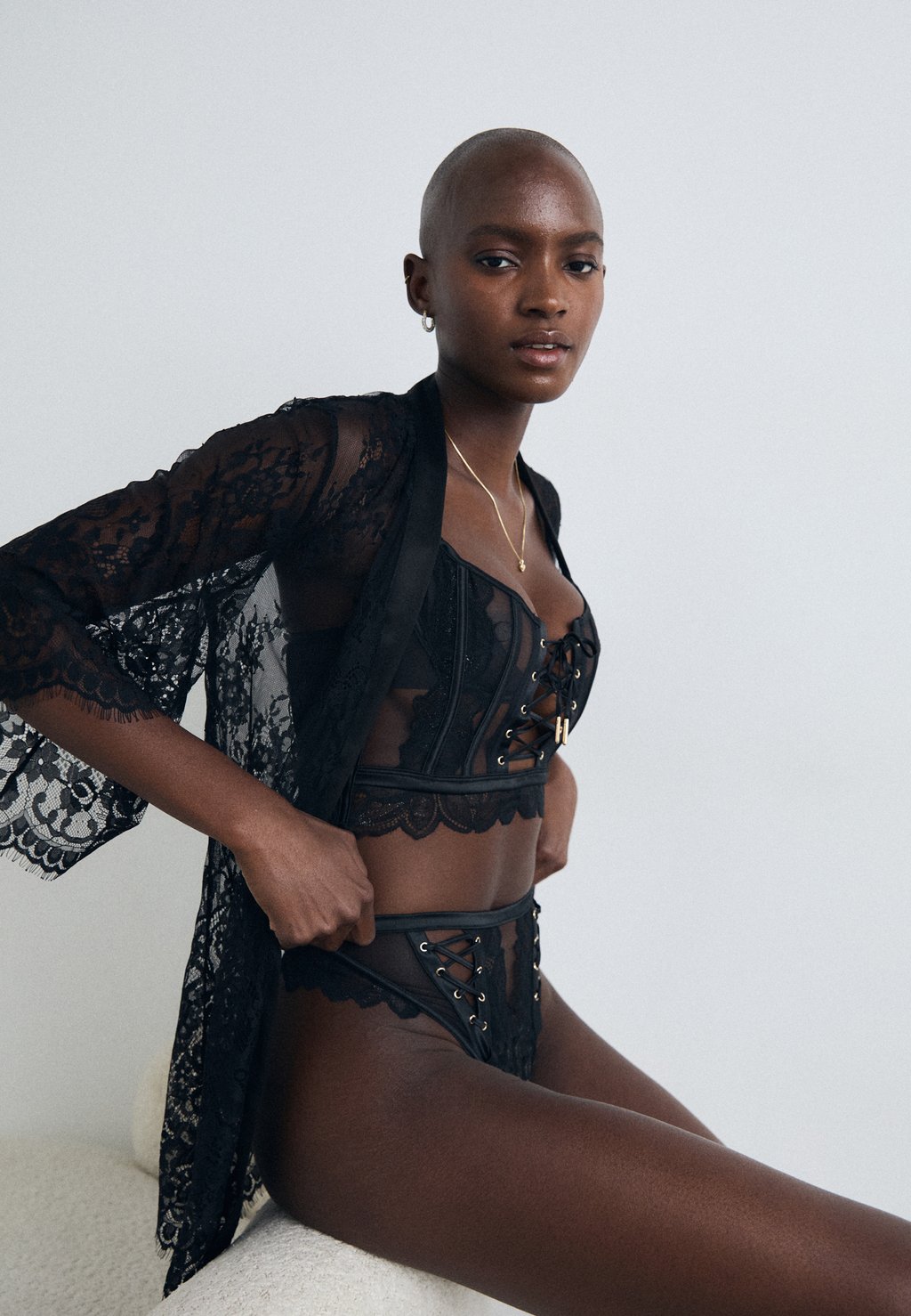 

Стринги CIERRA Hunkemöller, черный
