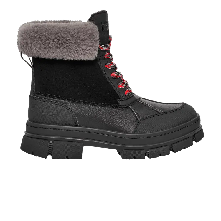 Ботинки UGG Wmns Ashton Addie, черный