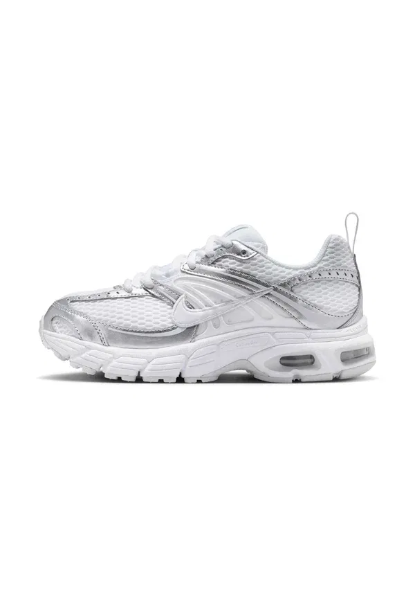 Кроссовки Nike Sportswear Air max moto 2k, белый/белый-чистая платина-металлик серебро