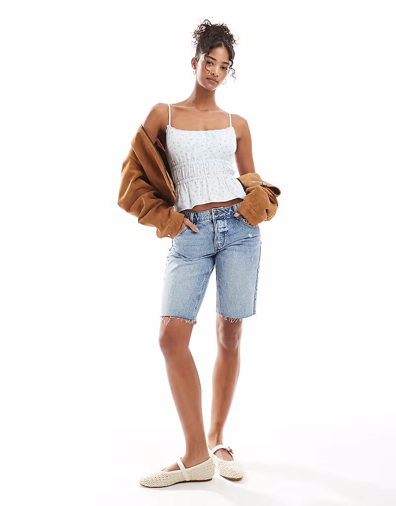 

Stradivarius STR slim mid Шорты в цвете средней стирки