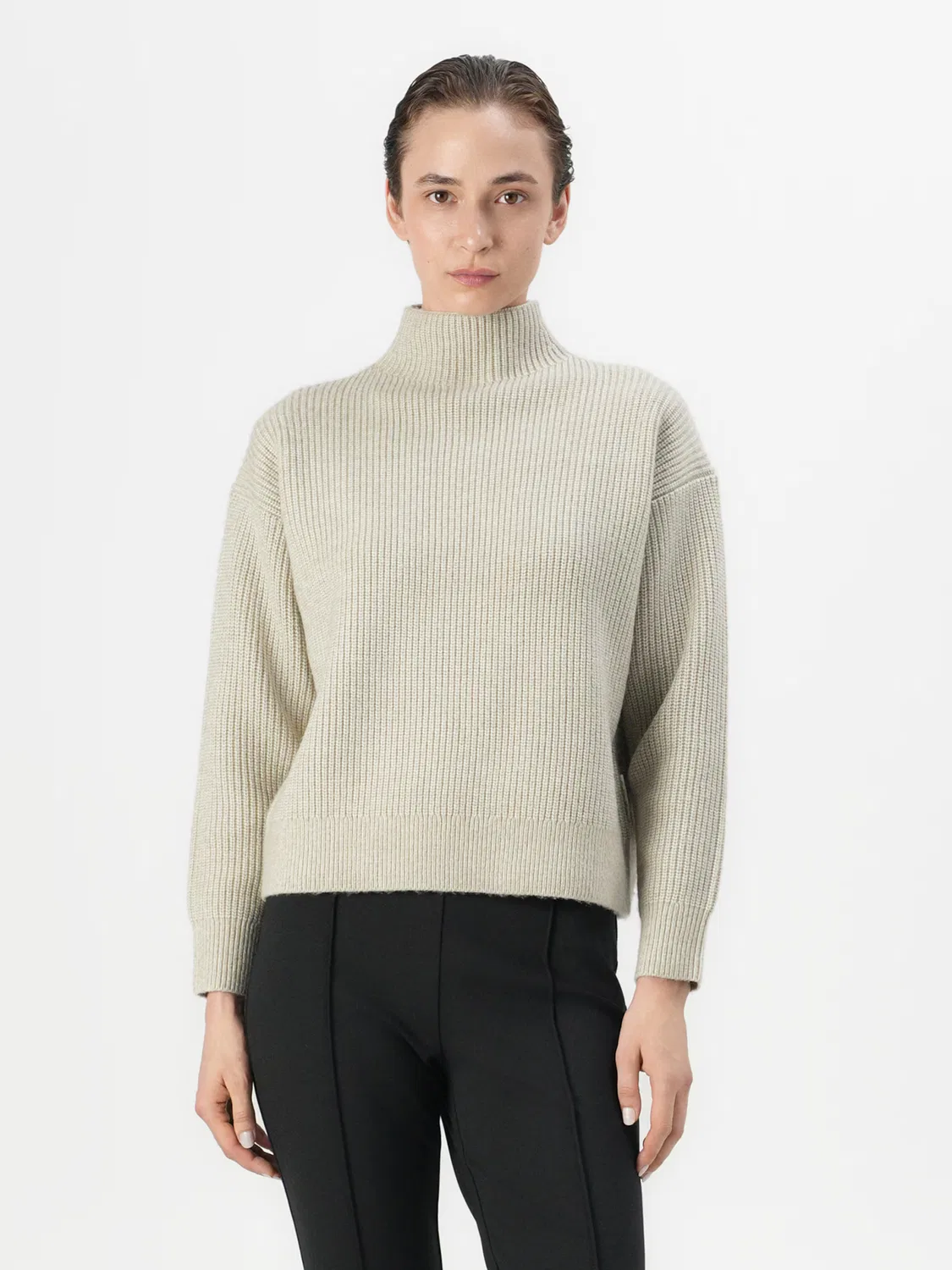 Свитер Calvin Klein бежевого цвета — фото 2