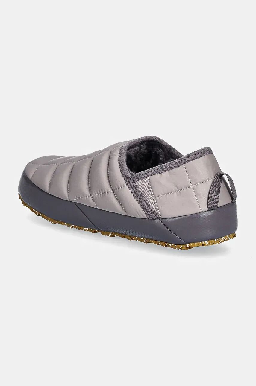 Тапочки The North Face Thermoball Traction Mule V, серый — фото 4