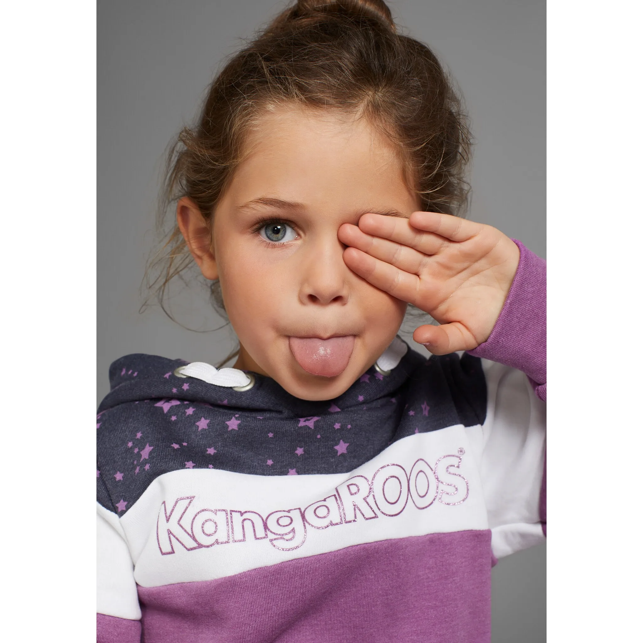 Толстовка KangaROOS с капюшоном «колор блок» для маленьких девочек, цвет lila-colorblocking — фото 3