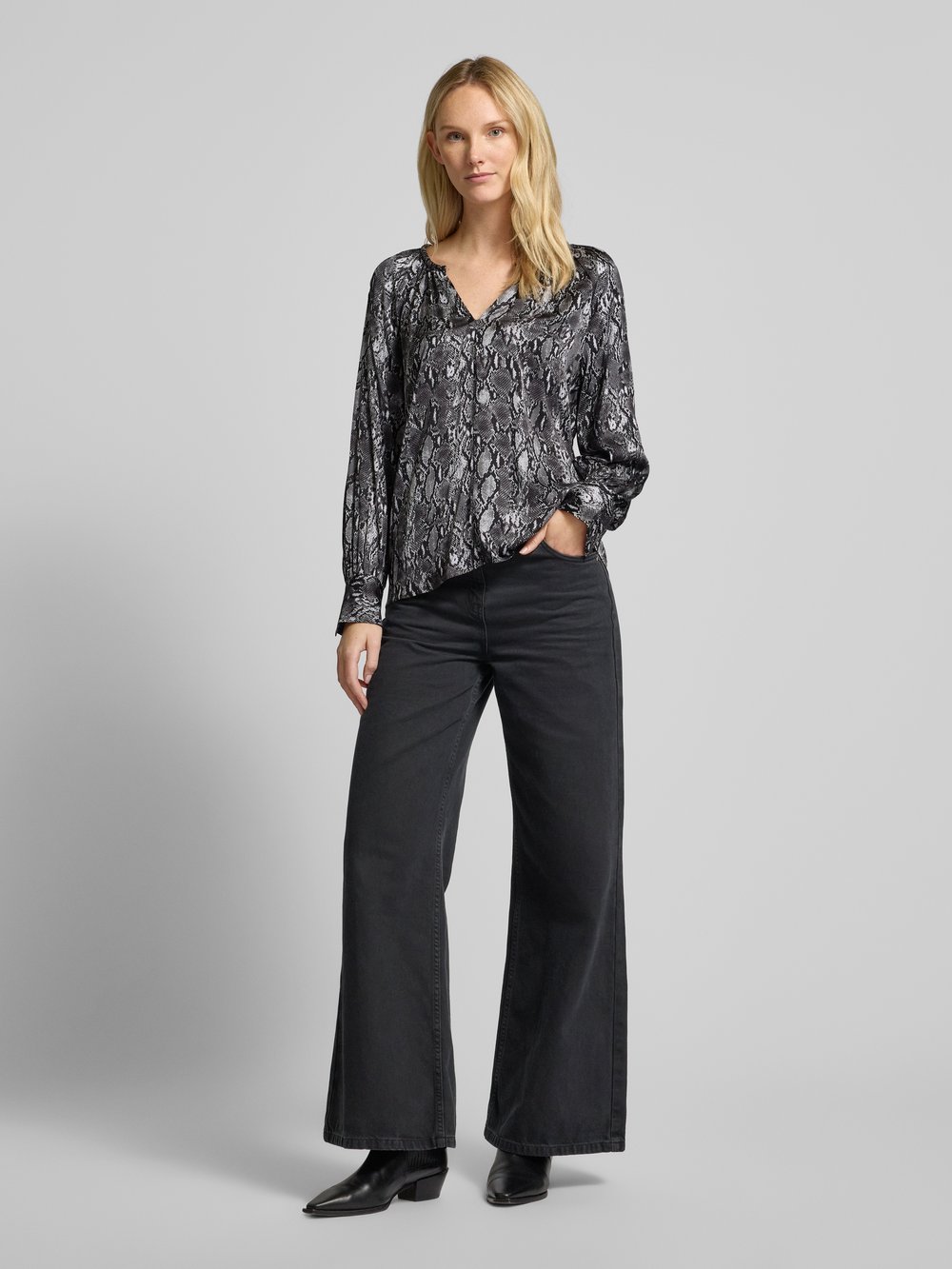 

Блузка Comfort Fit из вискозы s.Oliver RED LABEL, антрацит