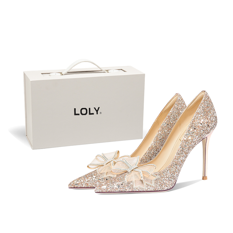 Сон о Галактике Узкая Шпилька Подруга Лучшая Подруга Коробка Золотая LOLY, Мечты Венеры Река 10 см