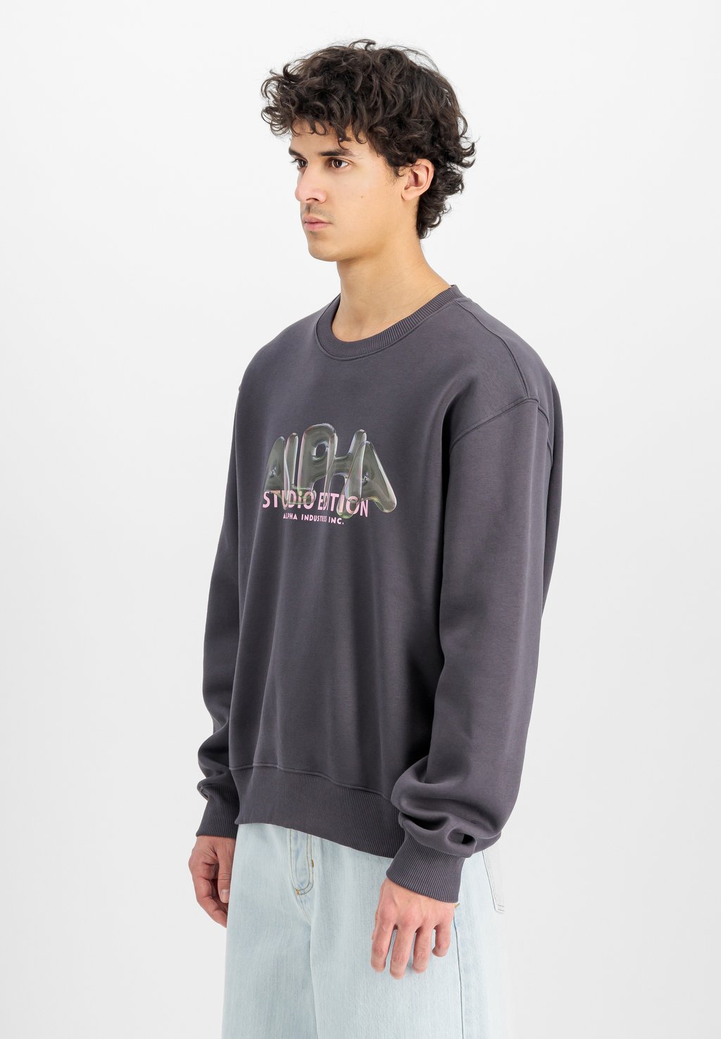

Толстовка STUDIO EDITION VIBE CREWNECK Alpha Industries, серый