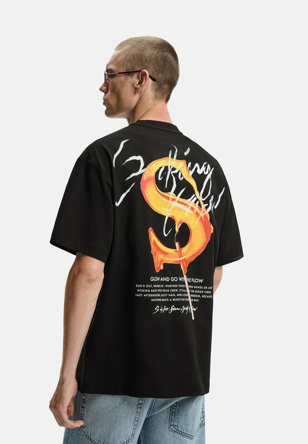 

Футболка с принтом PRINTED - SHORT SLEEVE Bershka, черный