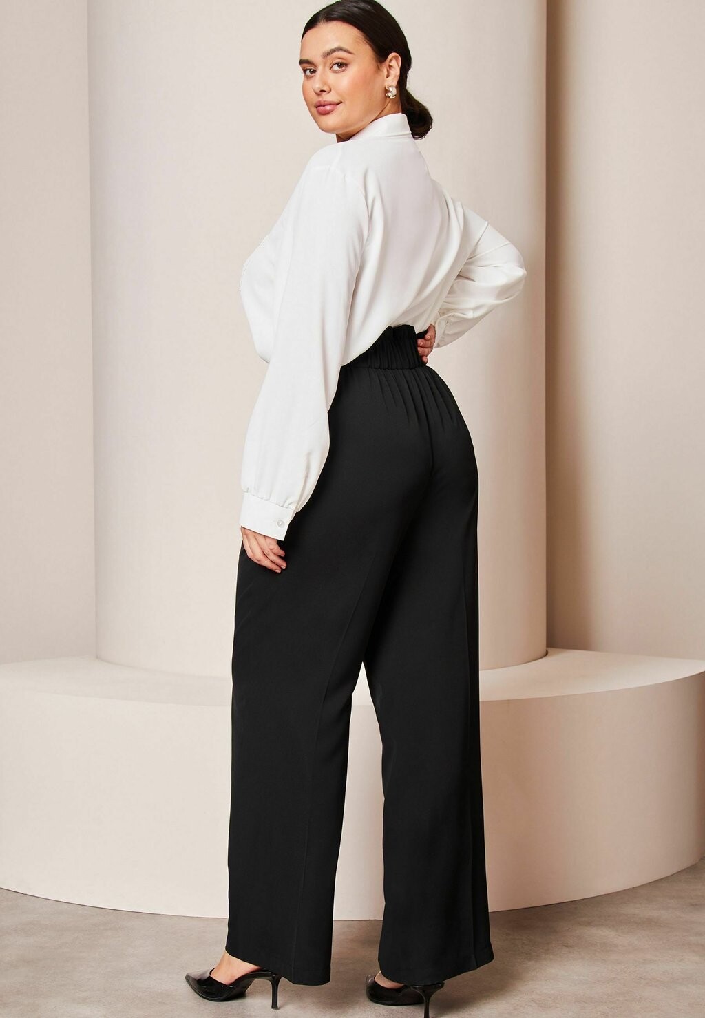

Брюки Belted Wide Leg Lipsy, черные