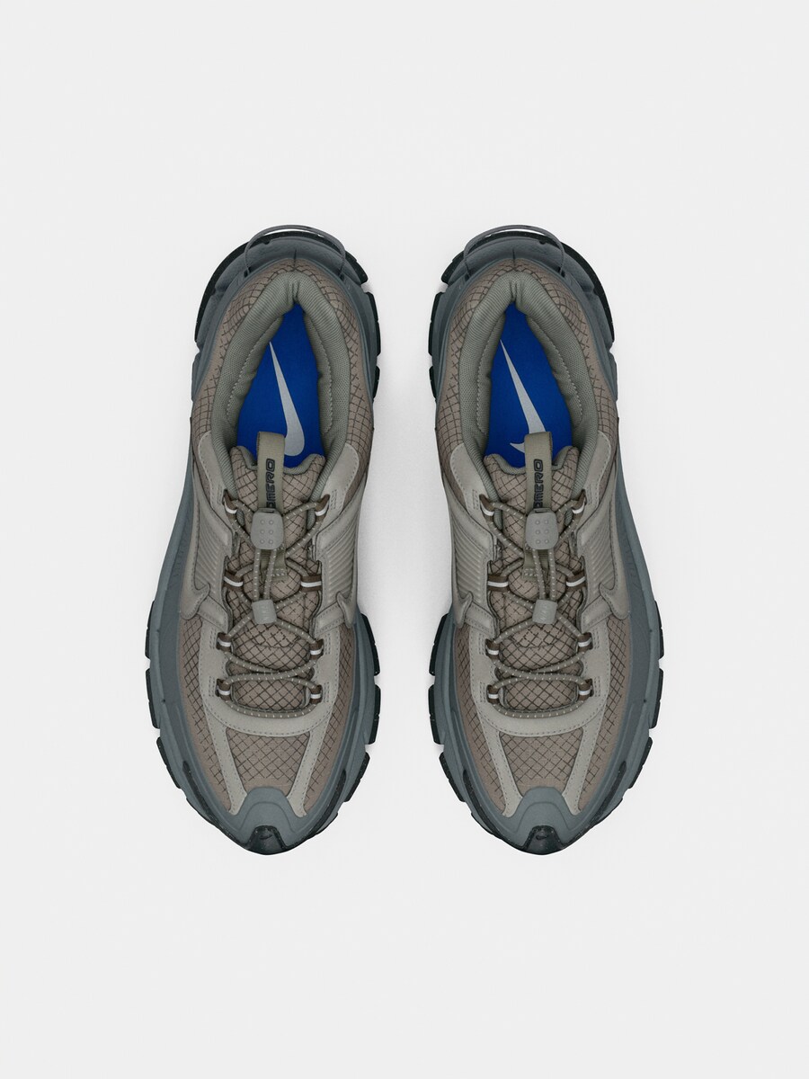 Кроссовки Nike Sportswear Zoom Vomero Roam, серо-коричневый/базальтово-серый — фото 3