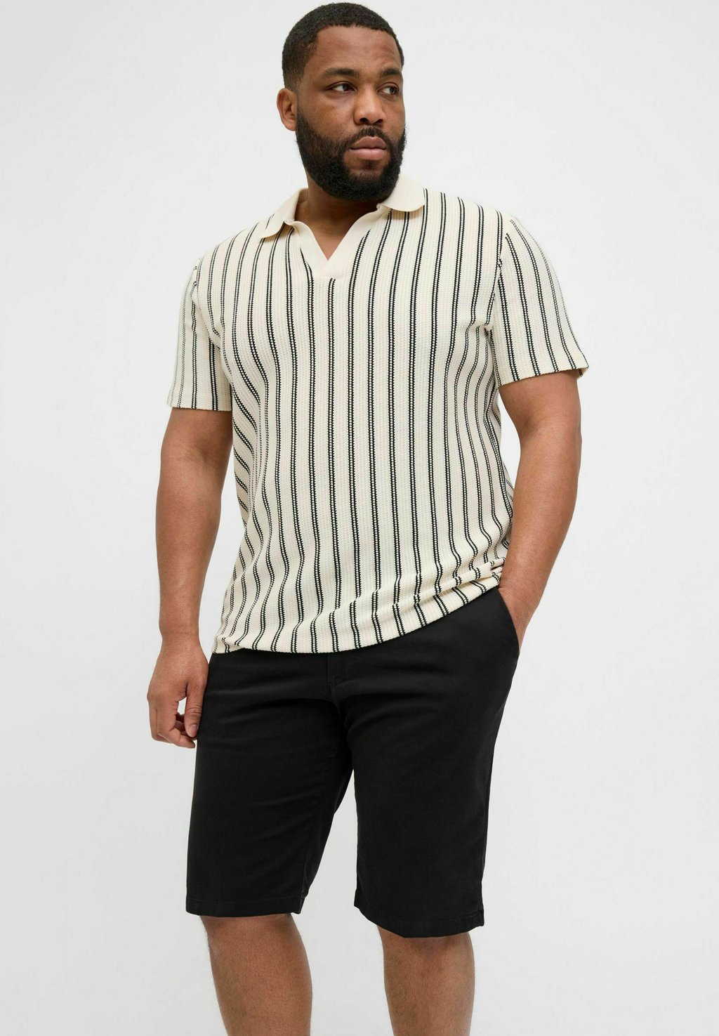

Шорты PLUS SIZE Jack & Jones, черный