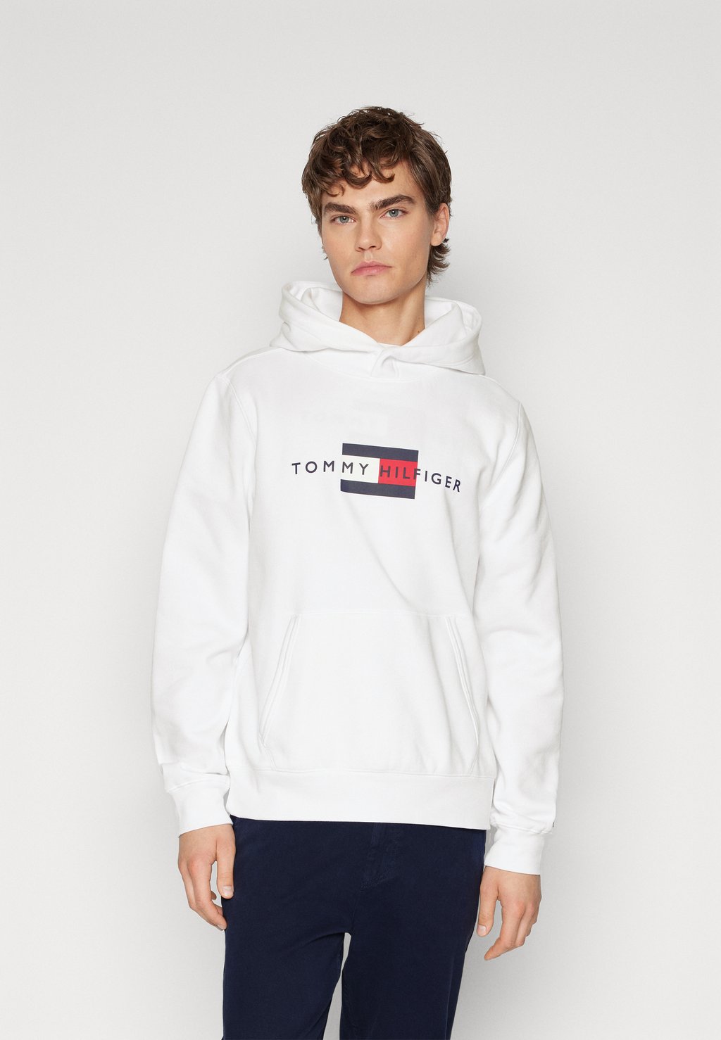 

Свитер Flag Hoody Tommy Hilfiger, белый