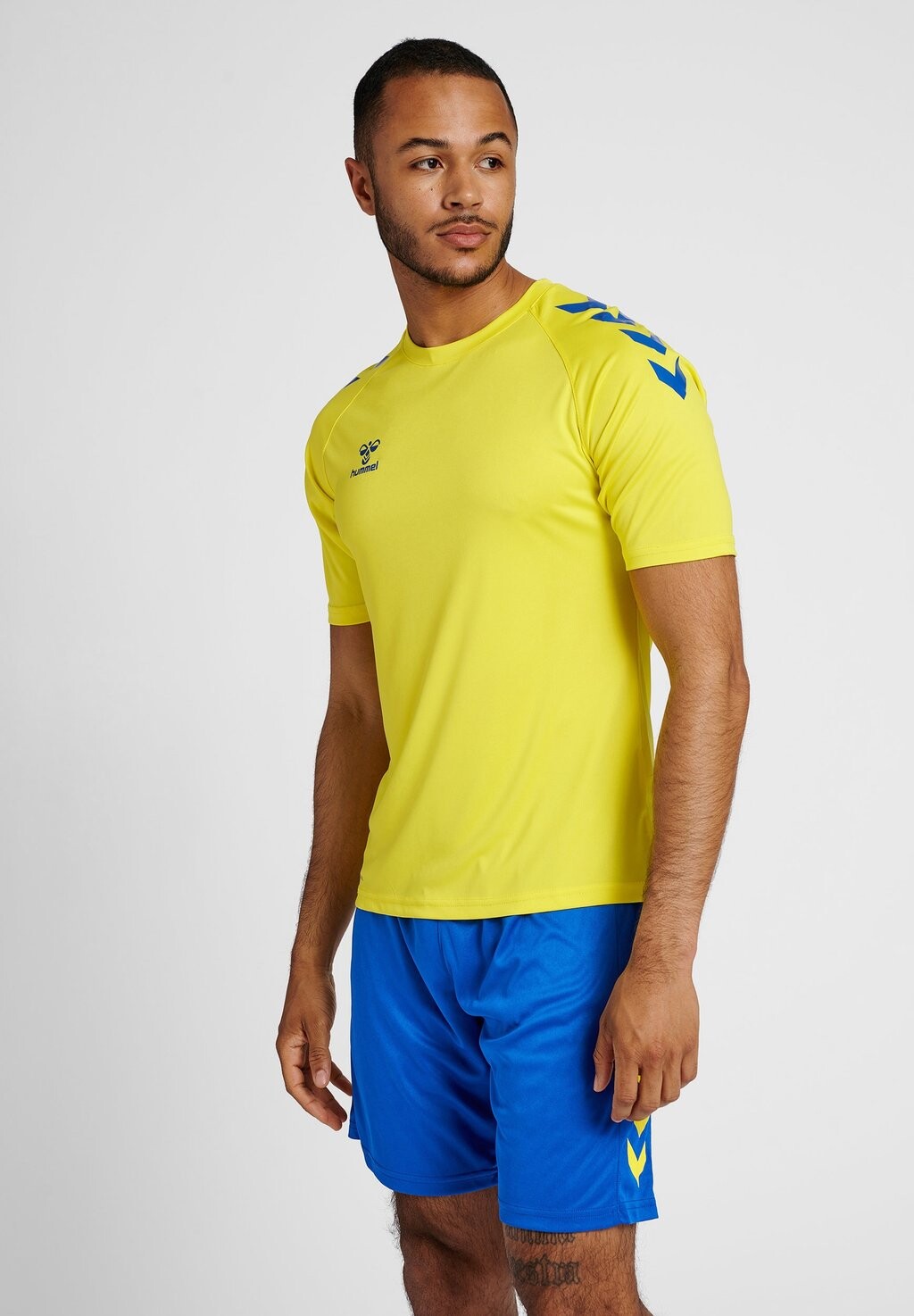 

Футболка с принтом XK CORE POLY Hummel, цвет blazing yellow true blue