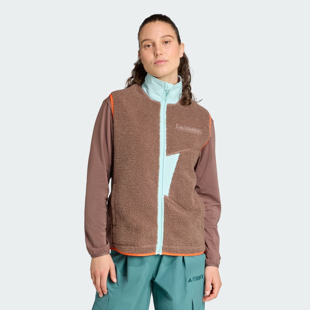 

Толстовка Adidas Terrex Xploric High Pile Fleece Vest, цвет Earth Strata