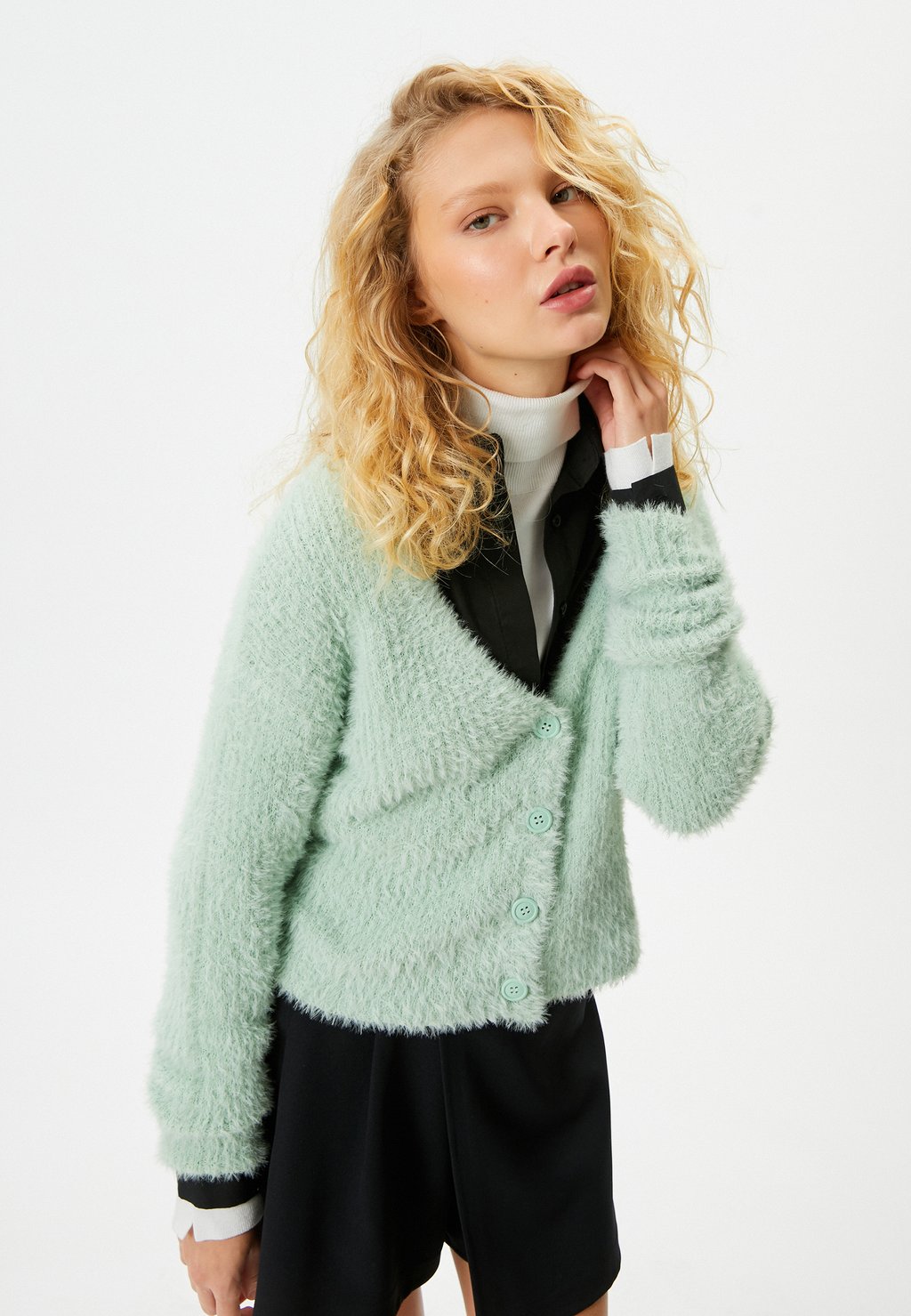 

Кардиган PLUSH CROP LONG SLEEVE BUTTON V NECK Koton, бирюзовый