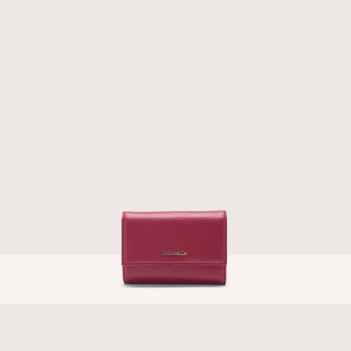 

Кошелек Coccinelle Metallic Soft, цвет Sangria